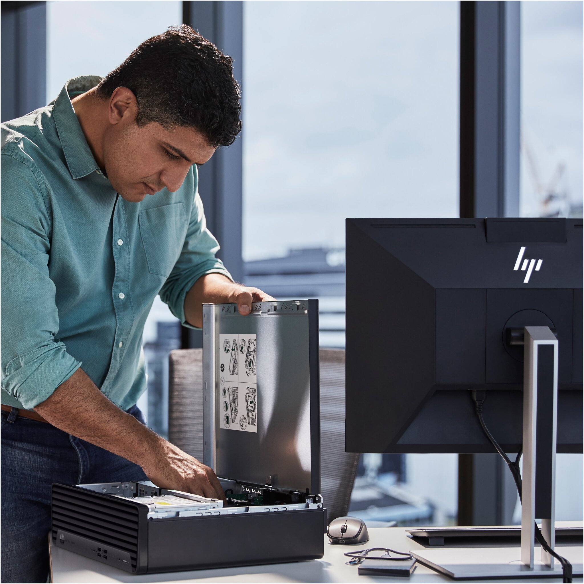 HP Elite 800 G9 Core i7 (13700) 16GB 512GB DOS