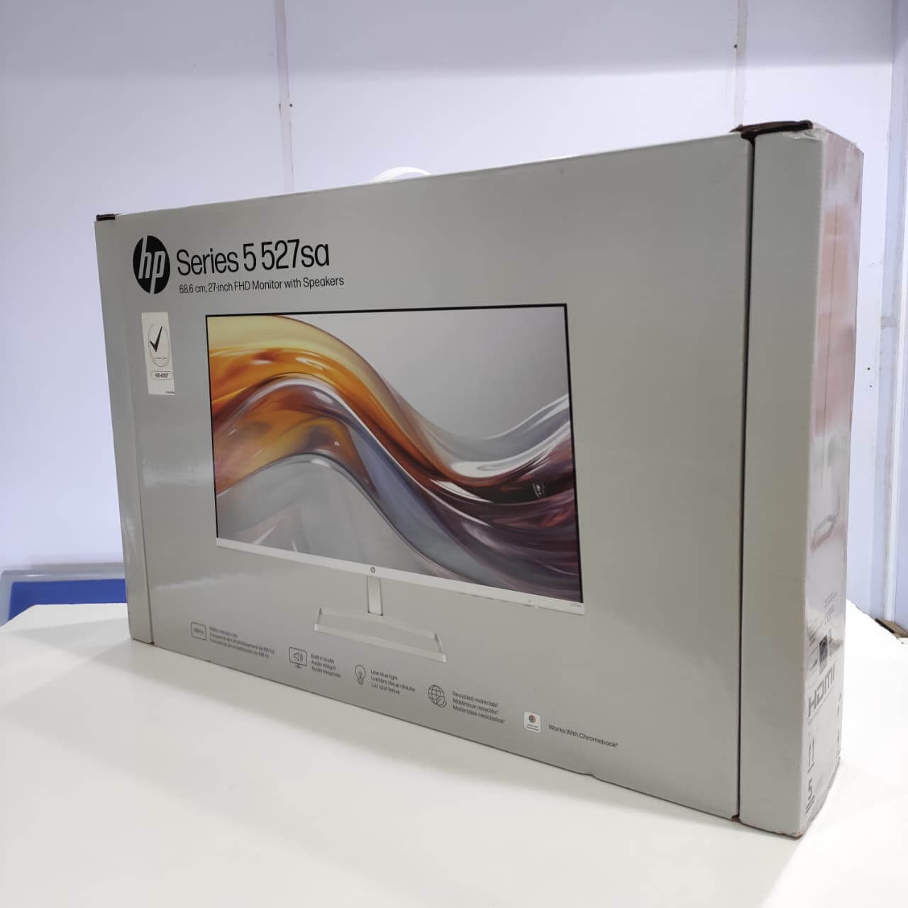 HP Monitor 527sa with Audio (Black)